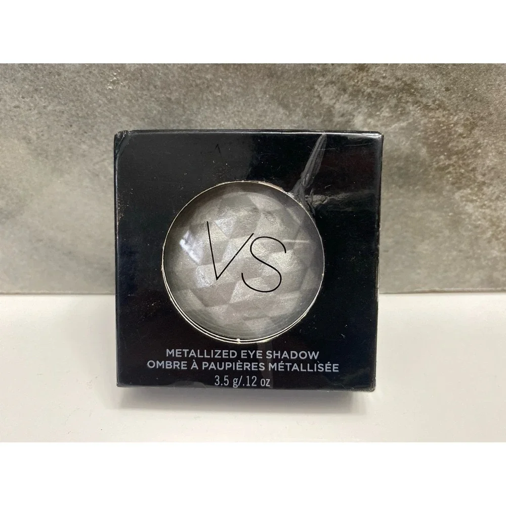 Victoria's Secret‎ Metallized Eye Shadow Stunner Rare HTF (Silver Gray Color)